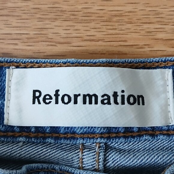 Reformation Melissa High Rise Skinny Distressed Jeans in Savu Wash Size 28 - Picture 8 of 9